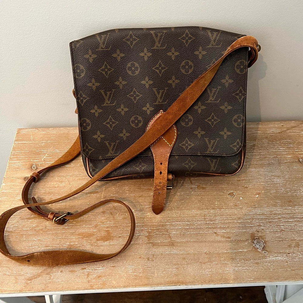 Authentic Louis Vuitton Cartouchiere Handbag Monogram Canvas - Picture 7 of 7